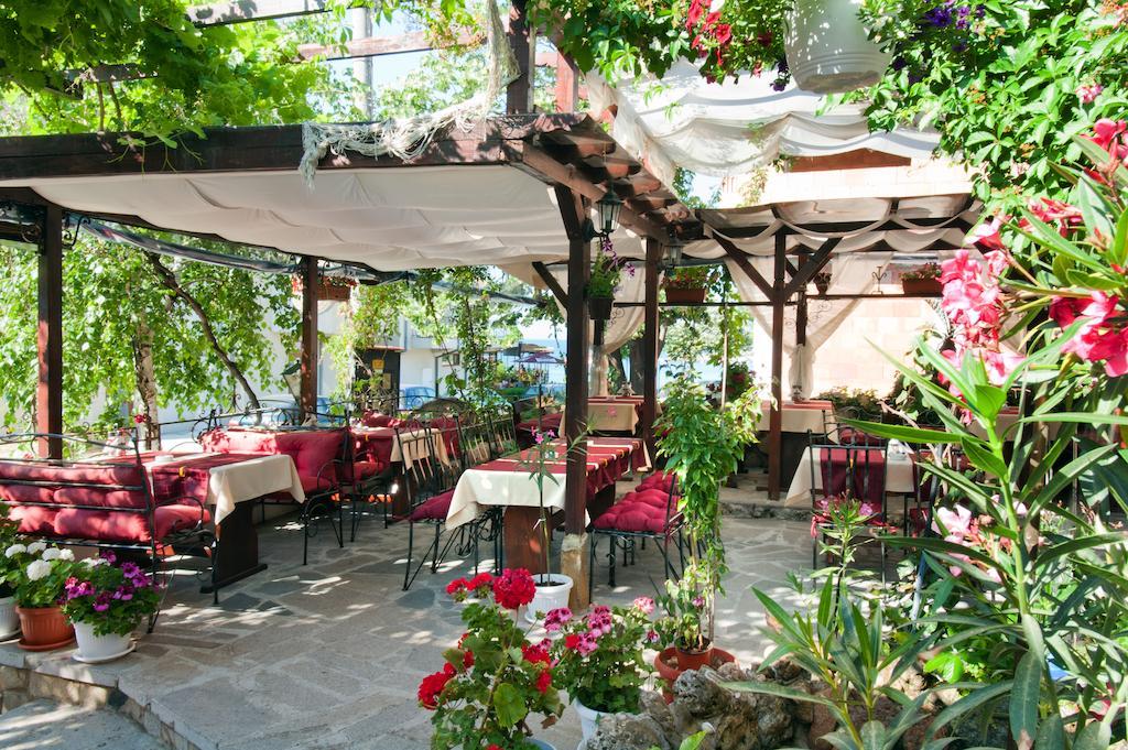 Vromos Guest House チェルノモレツ エクステリア 写真